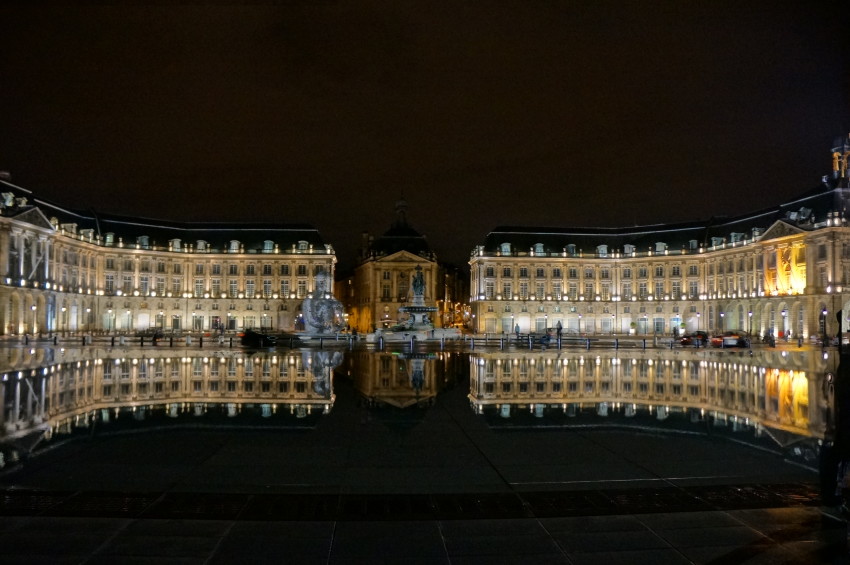 Bordeaux at night.